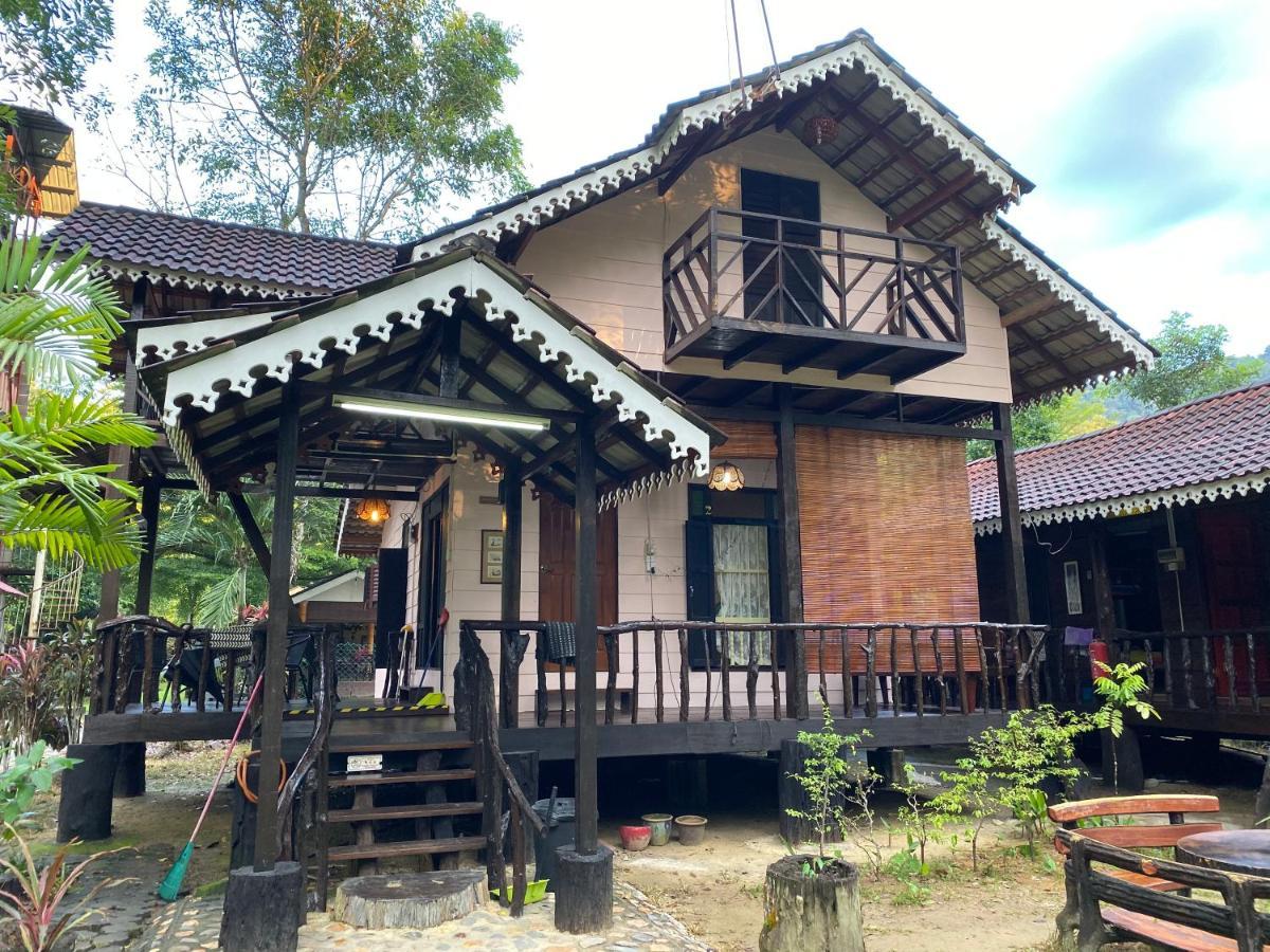 Rustic Chalet - Dahlia N Mawar At Sedim Vista Kulim Kültér fotó