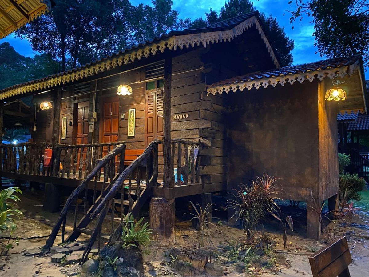 Rustic Chalet - Dahlia N Mawar At Sedim Vista Kulim Kültér fotó